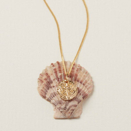 Guiding Star Necklace Gold